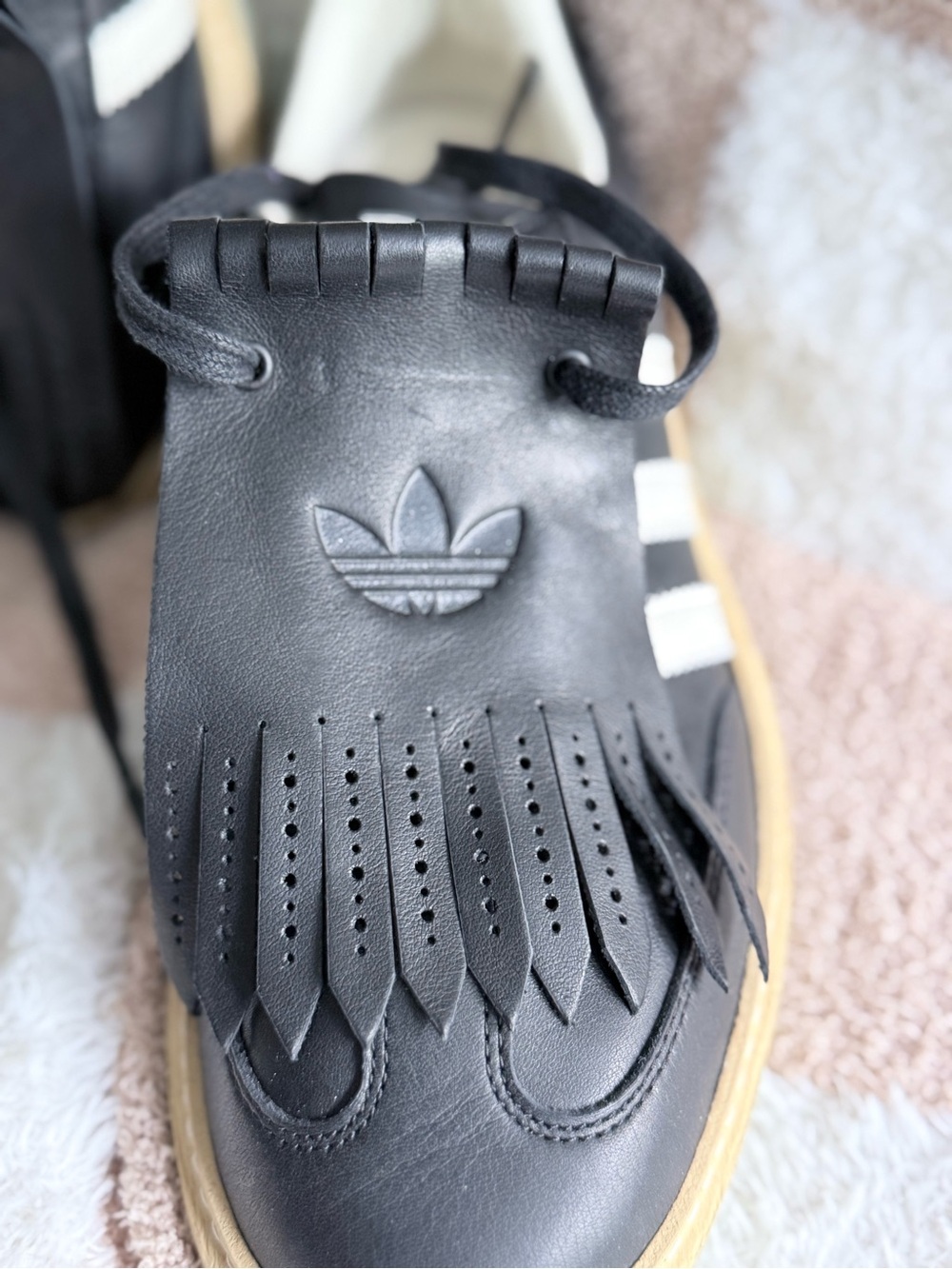 🖤 Adidas Originals Fringe Kiltie Leather Sneakers Crepe Sole US [10] ✨ - Picture 4 of 8